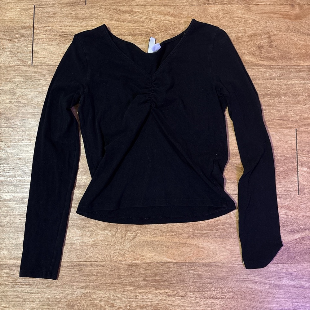H&M Black Long Sleeve Women's Top